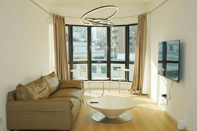 2 Brs, 1 Living room with Floor Heating, Gym, Swimming Pool, 100 sqm @ South Shaaxi metro L10