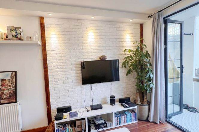 Super Apt. Good layout Outdoor balcony line 9 Dapuqiao 