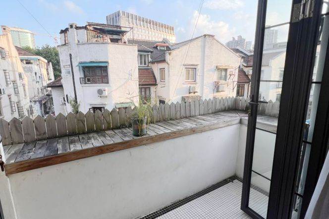 Super Apt. Good layout Outdoor balcony line 9 Dapuqiao 