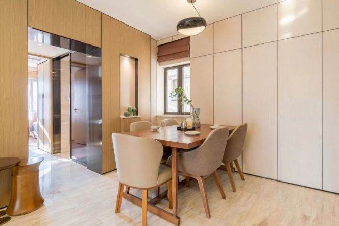 Well-decorated 2Br w. Balcony&Floor heating 