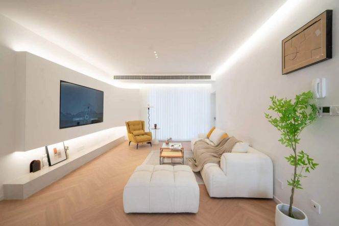 Cozy&Bright 3Br+Balcony with nice view @ L9/14