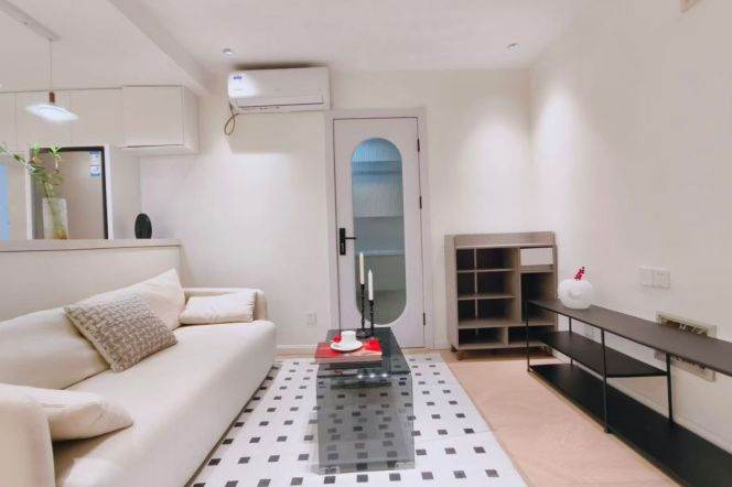 Modern elevator 1br Nr Shanghai stadium M4