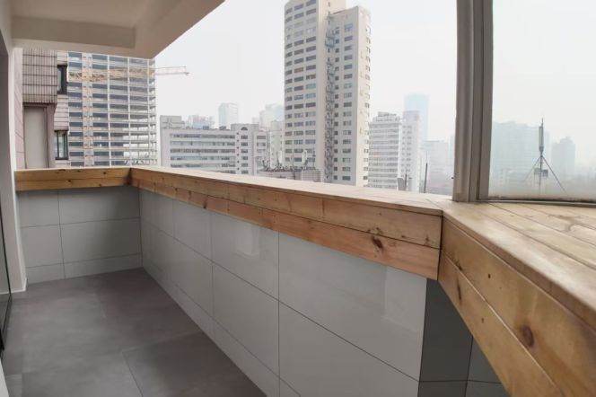 Quality 1br with open balcony in jingan area