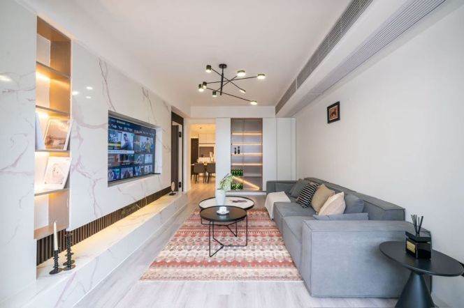 2 Brs, 1 Living room,Floor heating, Central ac, Oven, 120 sqm @ Jiangsu metro L2&11