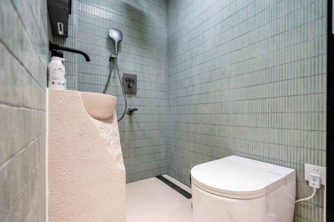 Yangpu District — Cozy 1BR Apartment — Line 8 Access