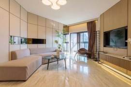 Well-decorated 2Br w. Balcony&Floor heating 