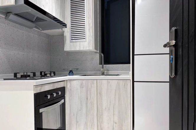 jiangsu rd station one bedroom