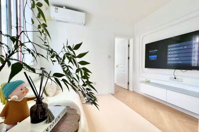 Lovely one bedroom Apt+oven+dryer@Hongqiao Rd