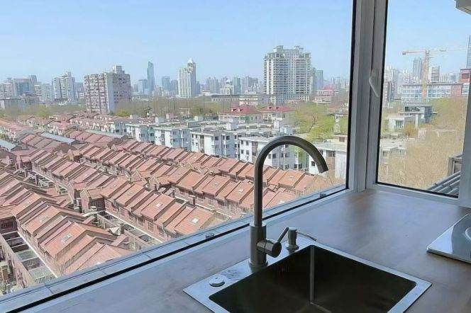 Cute bright 1BR APT Elevator Yueyang Rd 8.6k