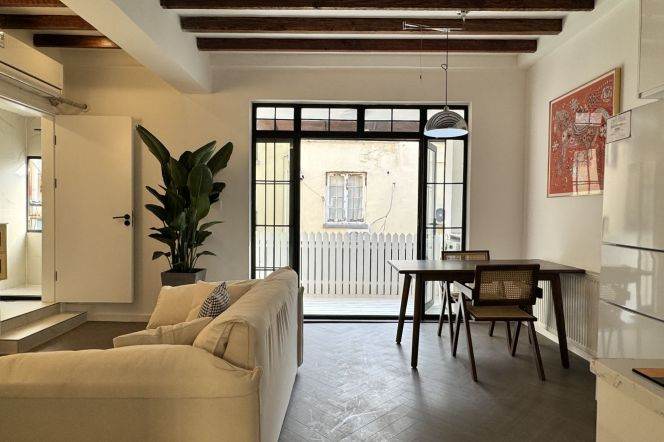 Brand new 1BR + Open balcony | Jiashan rd & South Shanxi rd & IAPM | 9.8K