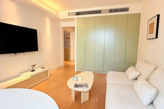 Stylish elevator 1br Nr jingan temple M2/7