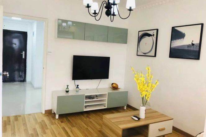 Caoyang rd/elevator 1br 1lr/bright room/cozy&clean@L11/14/3/4