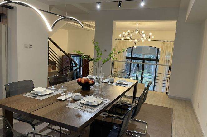 Villa with floor heating,close to Shanghai Zoo,Line 10