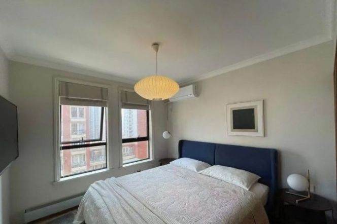 Wutong Garden — High-Floor 3BR with Balcony