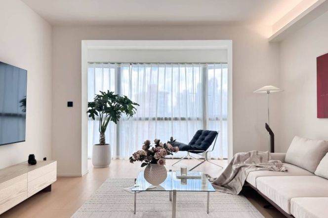 Sunlit 3BR 2BA High-Floor Residence nr IMAGO Mall/Caoyang Rd