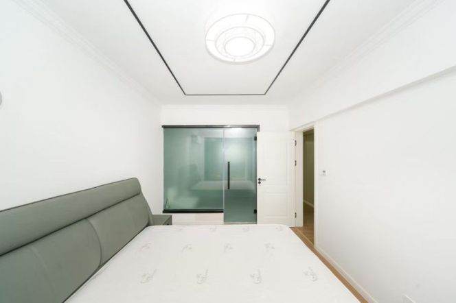 2 Brs, 2 Baths with Terrace, Floor Heating, 130 sqm @ Shuicheng metro L10