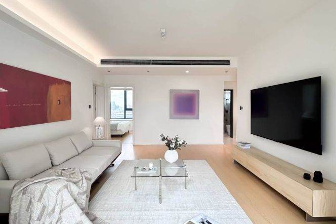 Sunlit 3BR 2BA High-Floor Residence nr IMAGO Mall/Caoyang Rd