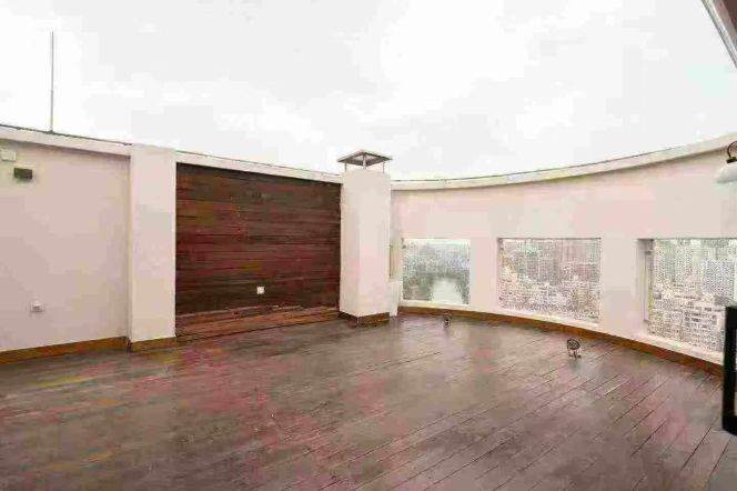 4 Brs, 3 Baths with Terrace, Floor heating/Central ac/Oven, 280 sqm @ Wuning metro L13