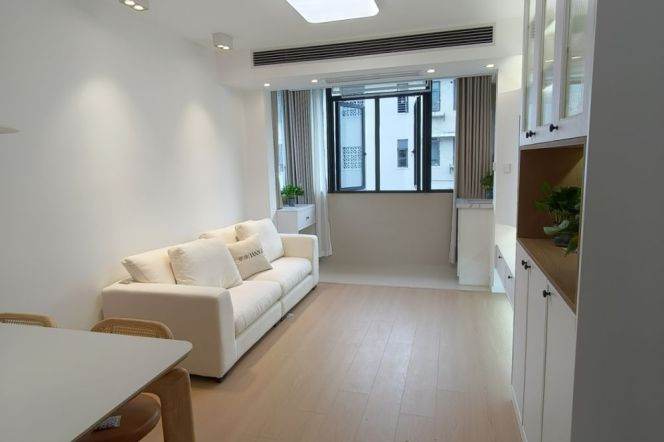  Renovated 1br old apt in Putuo L3/4/13/15