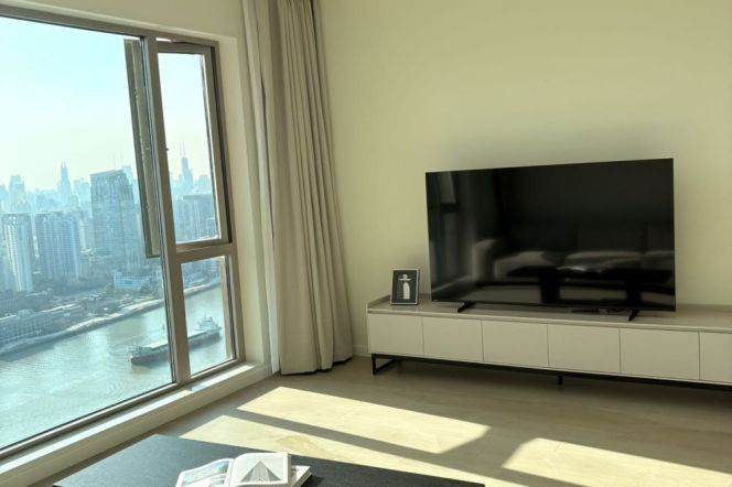 Modern 2brs with floor heating and river view in Lujiauzi