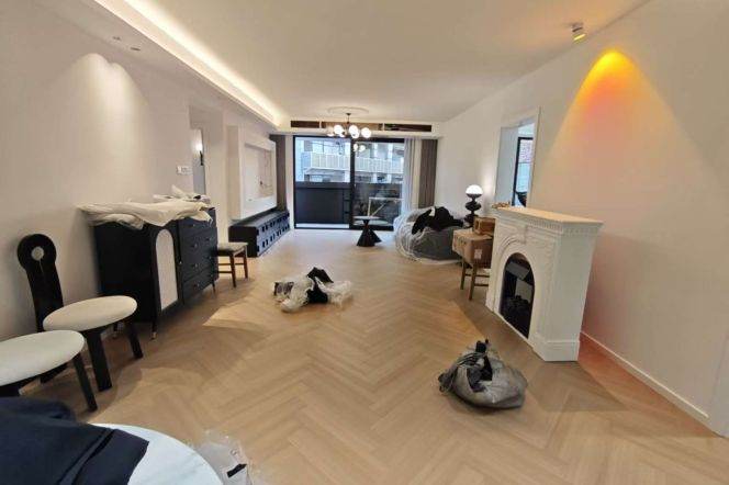 Super Large 3Brs+Balcony L10/15 GuBei