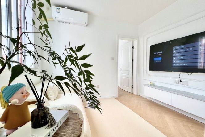 hongqiao rd station one bedroom