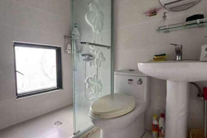 Spacious 1Br/1Lr/1Bt apt nr South shanxi rd,M1/10/12