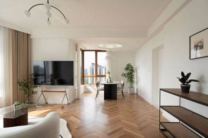 Modern 2brs with balcony and floor heating  in Gubei