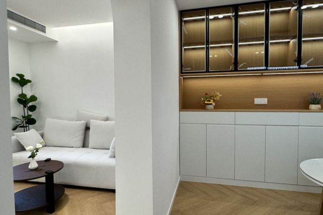 Highrise 1Br Apt + Heating | Jing'an Temple & Changping rd 12.6K