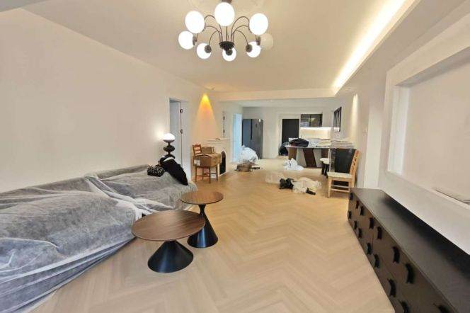 Super Large 3Brs+Balcony L10/15 GuBei