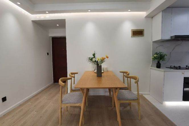 Quality 2br with floor heating nr Zhongshan Park &Suzhou River L2/3/4/13