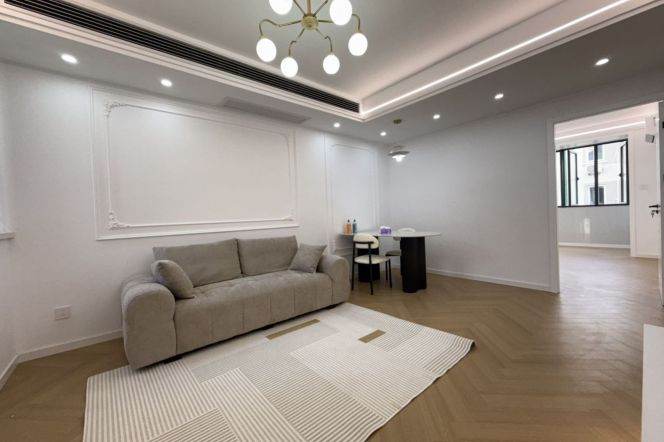 Modern 2Brs/1Lr/1Bt apt nr Jiangsu,M2/11
