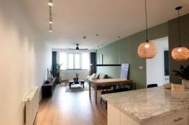 Elevator Spacious 2Br/2Lr/2Bt Close to L2/11 Jiangsu Rd Station 