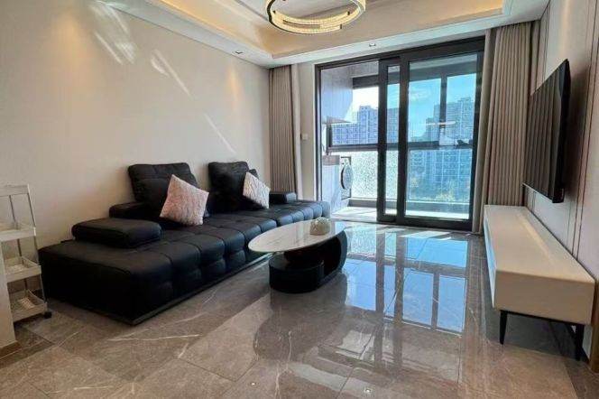 Morden&Bright 3Bdrs 2Baths/Floor heating @Longxi Rd &Line 10