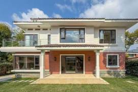 Brand new decoration 5brs with floor heating and garden nearby German&French school 