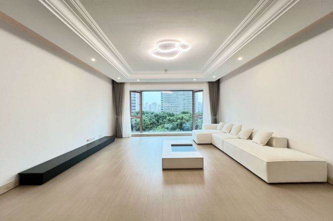 Lujiazui/3br3bt/central AC/floor heat/oven/tennis court/gym/pool