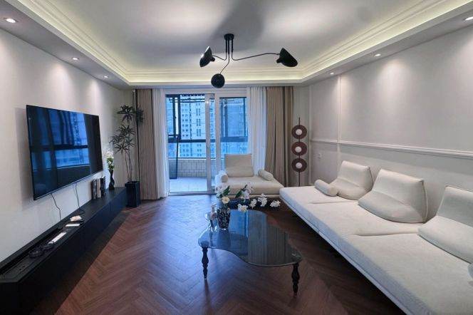 Wuning Rd /Wuding Rd metro/3br2bt/central AC/floor heat/oven/park space/balcony