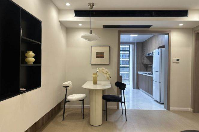  2BR，Century park,  Subway2, elevator,  Key, 8.6K