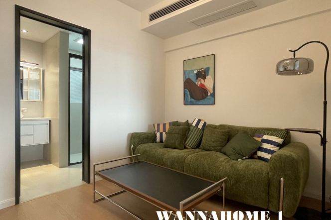 Modern&New&Spacious 1Bdr 1Bath Apt+Jing An Temple+Large Closets/Good View