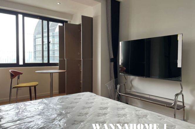 Modern&New&Spacious 1Bdr 1Bath Apt+Jing An Temple+Large Closets/Good View
