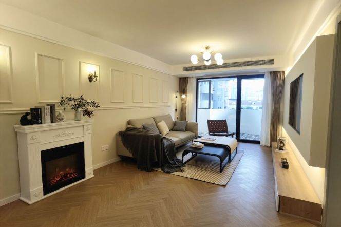 Big living room 1br with Balcony @Jing'an Temple
