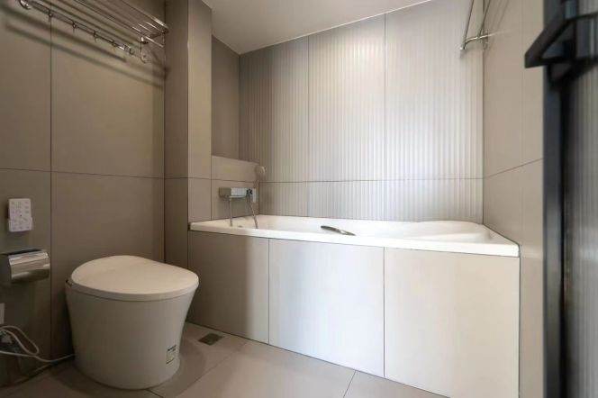 Modern 3brs with floor heating beside famous IAPM