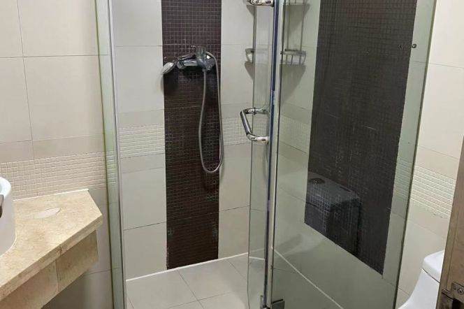 1Studio near line 10 and Tong'ji University can long and short term lease