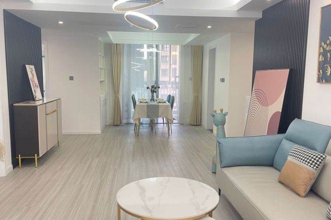 Yili Rd metro/2br2bt/central AC/floor heat/oven