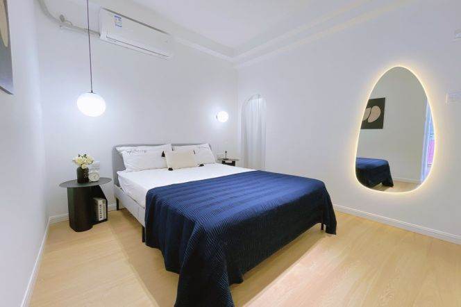  1br, next to subway&Mall, bright, good new compound. 6.4k