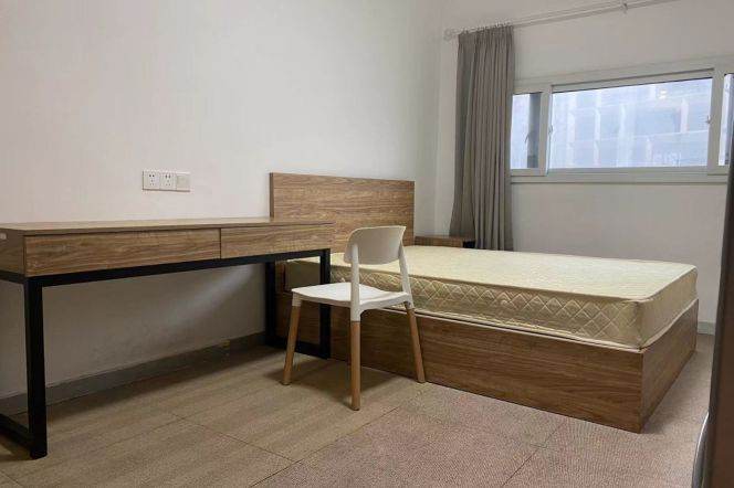1Studio near line 10 and Tong'ji University can long and short term lease