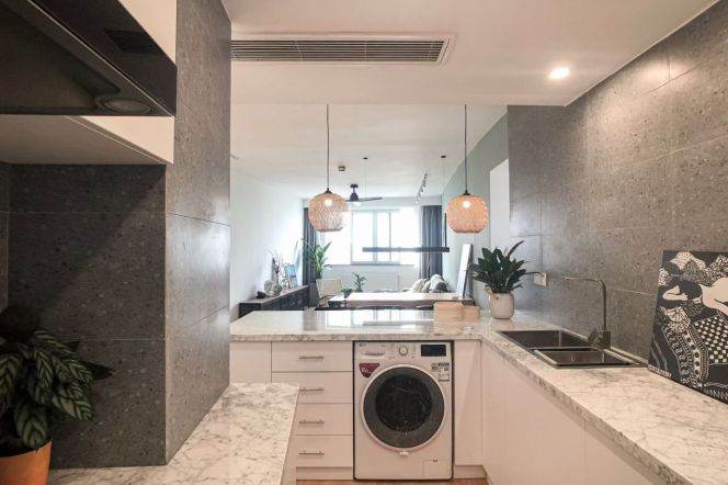 Elevator Spacious 2Br/2Lr/2Bt Close to L2/11 Jiangsu Rd Station 