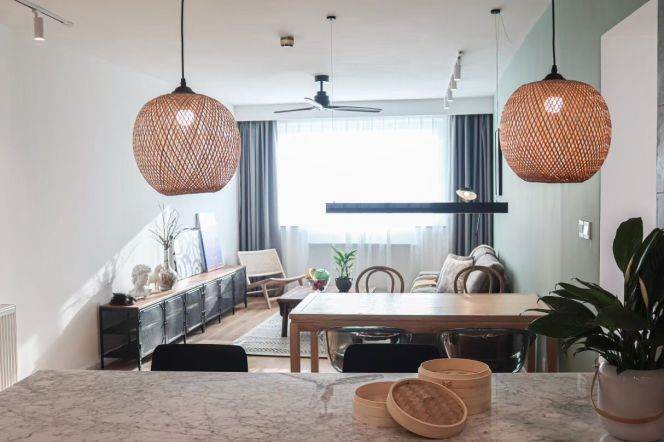 Elevator Spacious 2Br/2Lr/2Bt Close to L2/11 Jiangsu Rd Station 