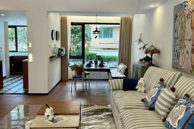 Spacious 3brs&2baths with private garden near Xujiahui