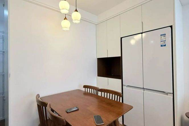  Cozy 2br elevator apt in Xuhui Line 7&9